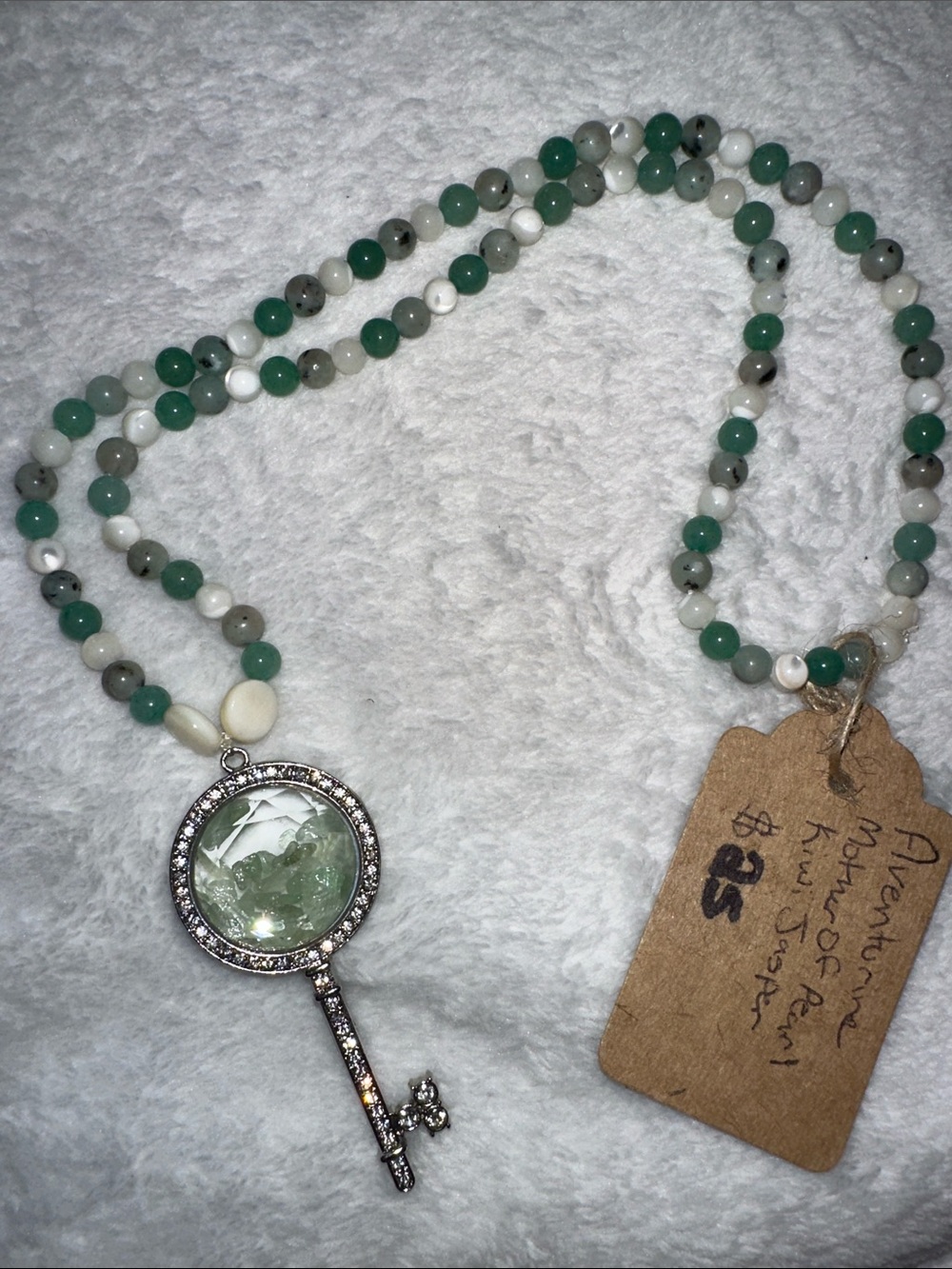 Aventurine & Pearl Stretch Necklace (Aventurine, Kiwi Jasper & Mother of Pearl)